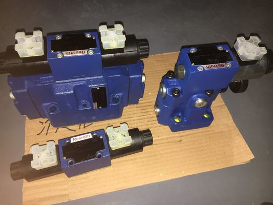 Hitachi Hpv102 pompe hydraulique duplex Hpv116 Hpv145 K3V112 Performance pour rouleau à tambour