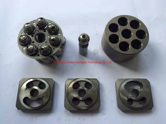 Des éperons hydrauliques personnalisés pour les machines de levage pour répondre aux exigences du client
