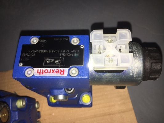 Valve de régulation directionnelle hydraulique à deux places en acier au carbone R900574017 destinée au marché