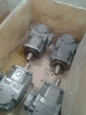 Pièces de pompe à piston hydraulique en fonte K3V112 pour rouleaux à tambour faciles à installer