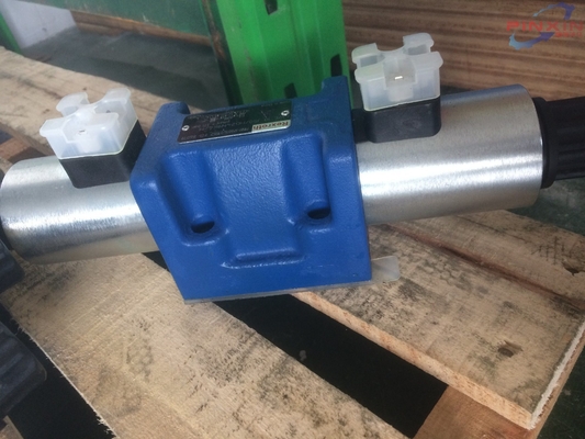 Valve solénoïde Rexroth 4we10j50/Hg24n9K4/M pour le support de machines de construction en USD