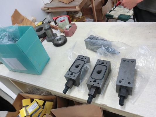 Pièces détachées de pompes à pistons hydrauliques B2PV35/Sg025/Bpr186 Pièces originales pour plateforme de forage