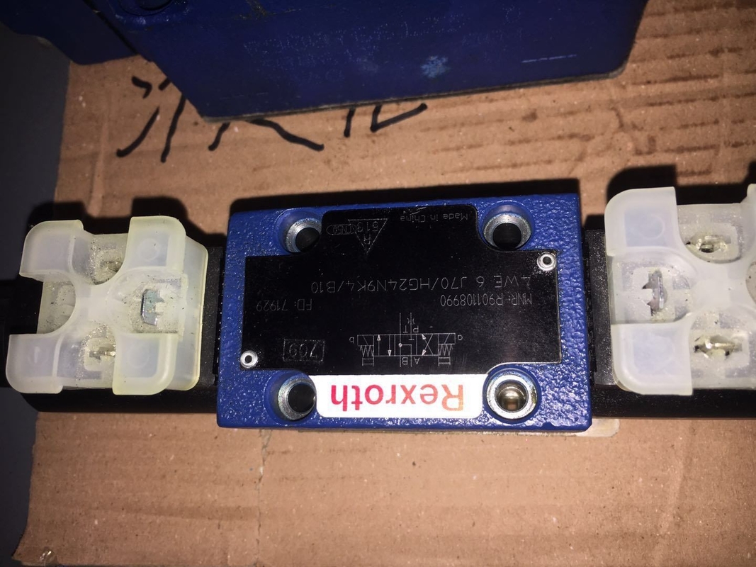 Valve de régulation directionnelle hydraulique à deux places en acier au carbone R900574017 destinée au marché